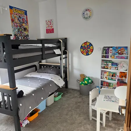 Ample Town House In Workington, West Lakes, District بيت للعطل