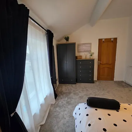 بيت للعطل Ample Town House In Workington, West Lakes, District ووركينجتون