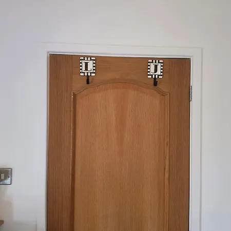 Ample Town House In Workington, West Lakes, District بيت للعطل